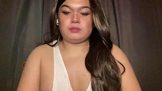 RedHead_Thalia webcam