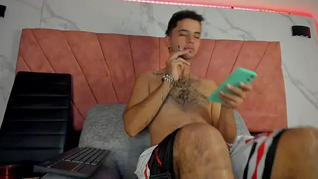 HellAndDante_ webcam