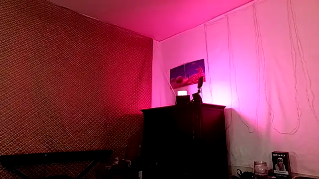 GamerGirlRoxyAndLee webcam