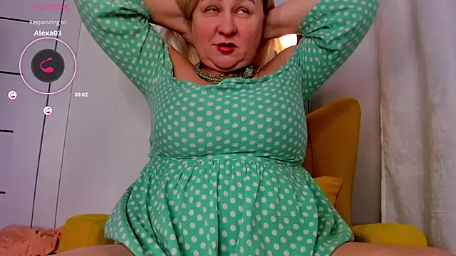 mira_robinsonnn webcam