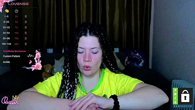 Alicia_redfollow webcam