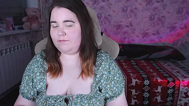 Estelle_Hicks webcam