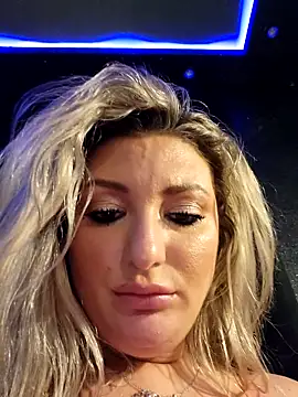 Blondie_Sasha webcam