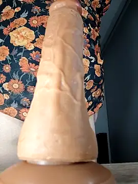 Divine_Pouvoir webcam