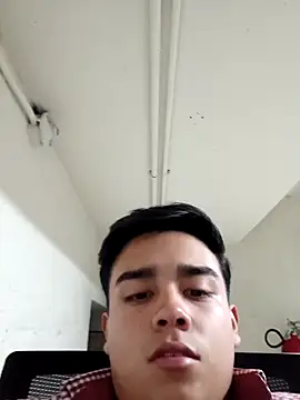 Yosoyelmismo-6737 webcam