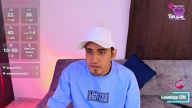 LATINLOVERS_1 webcam