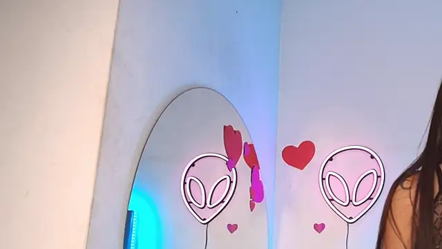 sensualnicki - SensualNicki's free webcam - UK Sex Cams