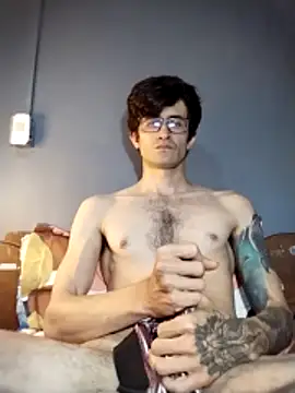 Loggan_donnelly webcam