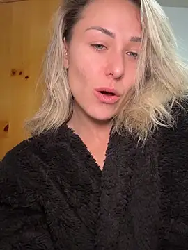 petrouchkaaa_ webcam