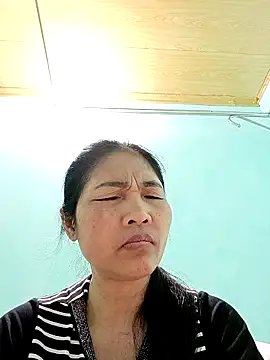 Lovepussyhair webcam