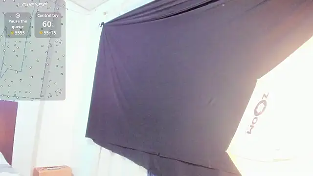 latinaStepmom webcam