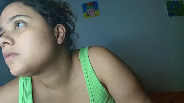 luisahot_9727 webcam