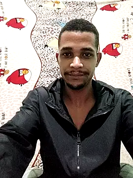 LATREL22ctmtrs webcam