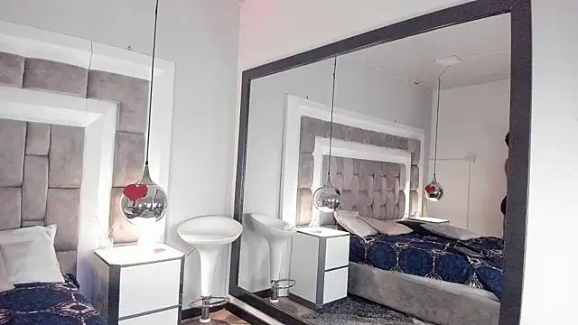 Mike_thomsonn webcam