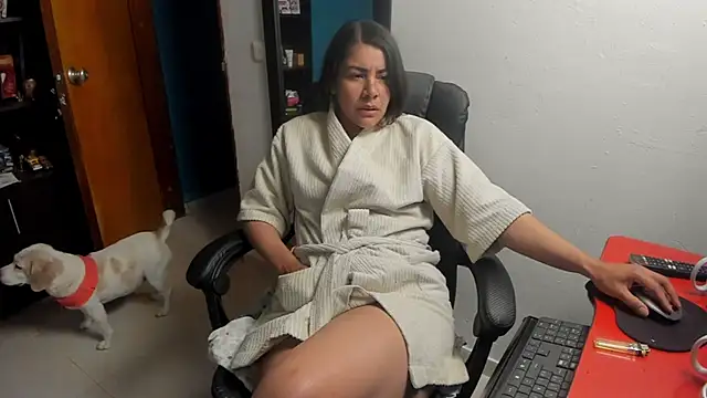 peanut_tangerine - Peanut_tangerine's free webcam