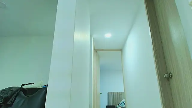 thomas_gun - Thomas_gun's free webcam