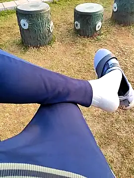 Brown_Munda047 webcam