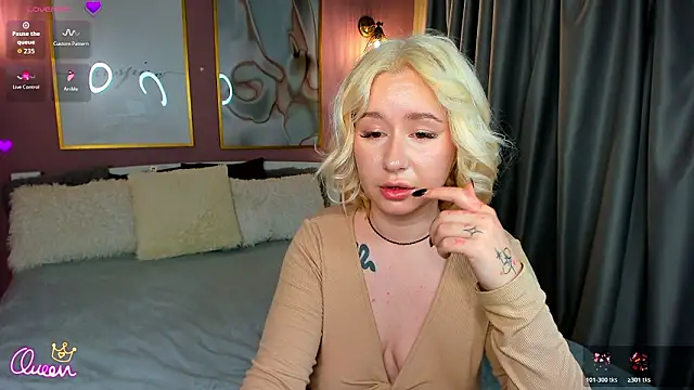 Emily__Bliss webcam
