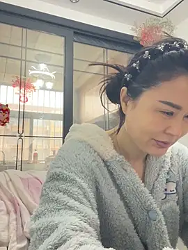 美女940940_1688在线直播