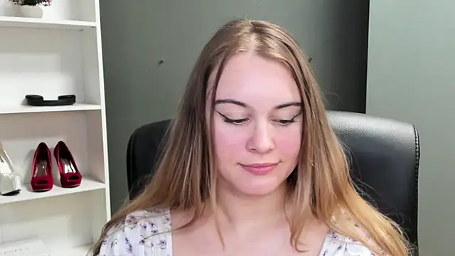 kitty_valeria webcam