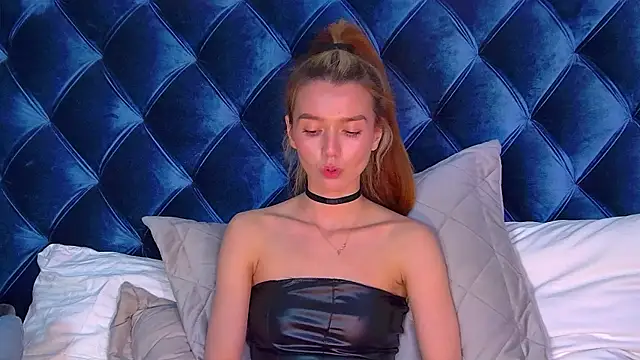 VanessaVienne webcam