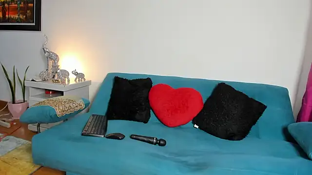 Victoria_Jonness webcam