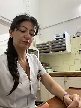 Webcam Model (aphrodite_sexy)  is live.Free join now!