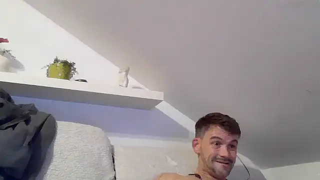 Cambitchboy webcam