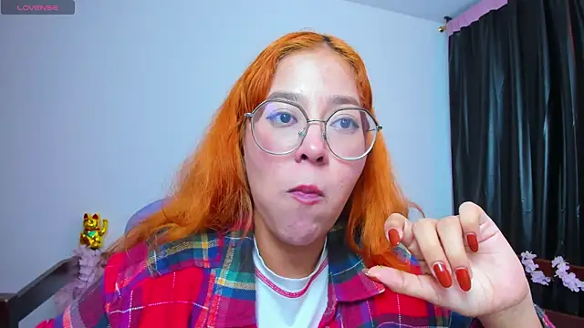 _Moon_Johnson webcam