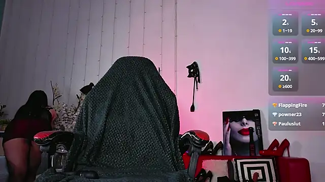 Vanessa_Ives_ webcam