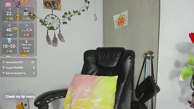 LoolitaBeauty_ webcam
