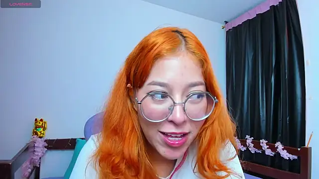 _Moon_Johnson webcam