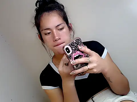 ashley_bombshell webcam