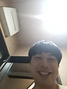 whitebriefboy webcam