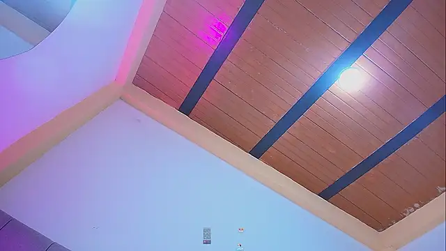 AbrilZannetii webcam