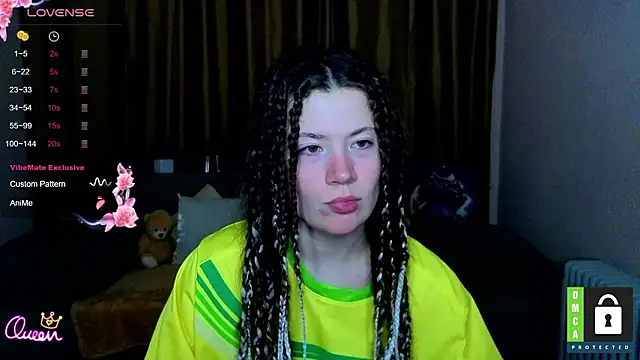 Alicia_redfollow webcam