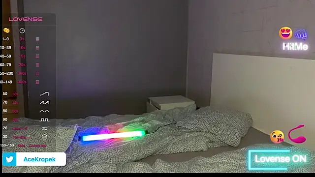 BrunoTwinkXXL webcam