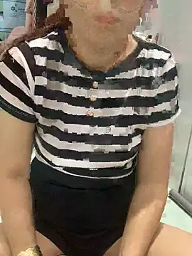 Baby-lovely69 webcam