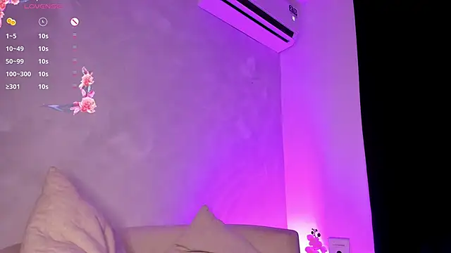 thaira_aly (F young) - suck tits