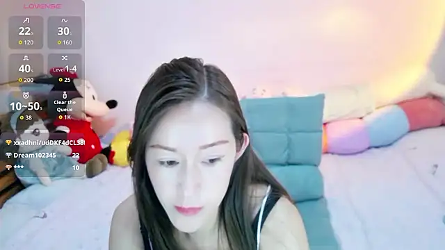 美女baozi-DDET在线直播