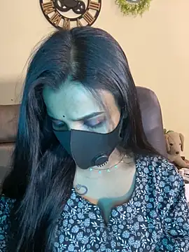 Webcam Model (its_ur_flora)  is live.Free join now!