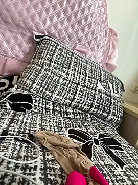 美女crhong666在线直播