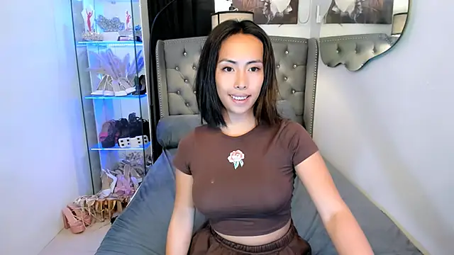 reighnempress webcam