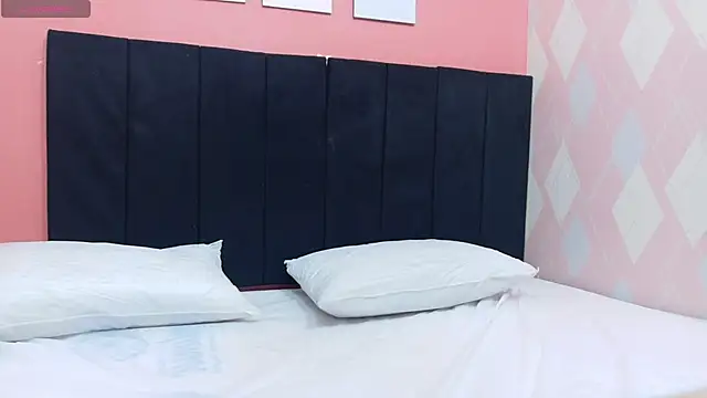 shyblacksweetiee webcam