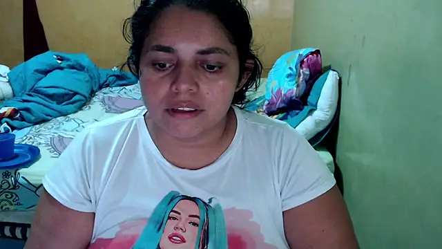 yulieth_bbw webcam