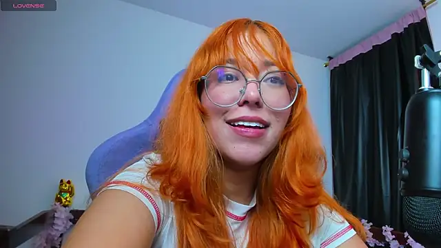 _Moon_Johnson webcam