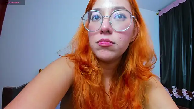 _Moon_Johnson webcam