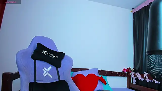 _Moon_Johnson webcam