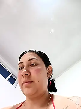 you-kitty2025 - You-kitty2025's free webcam - UK Sex Cams