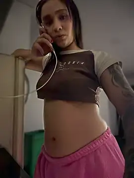 Isabella-Teen webcam